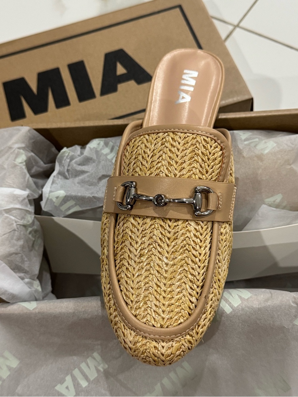 MIA Desz Raffia Mule Loafers Natural Women’s Size 6.5 NEW